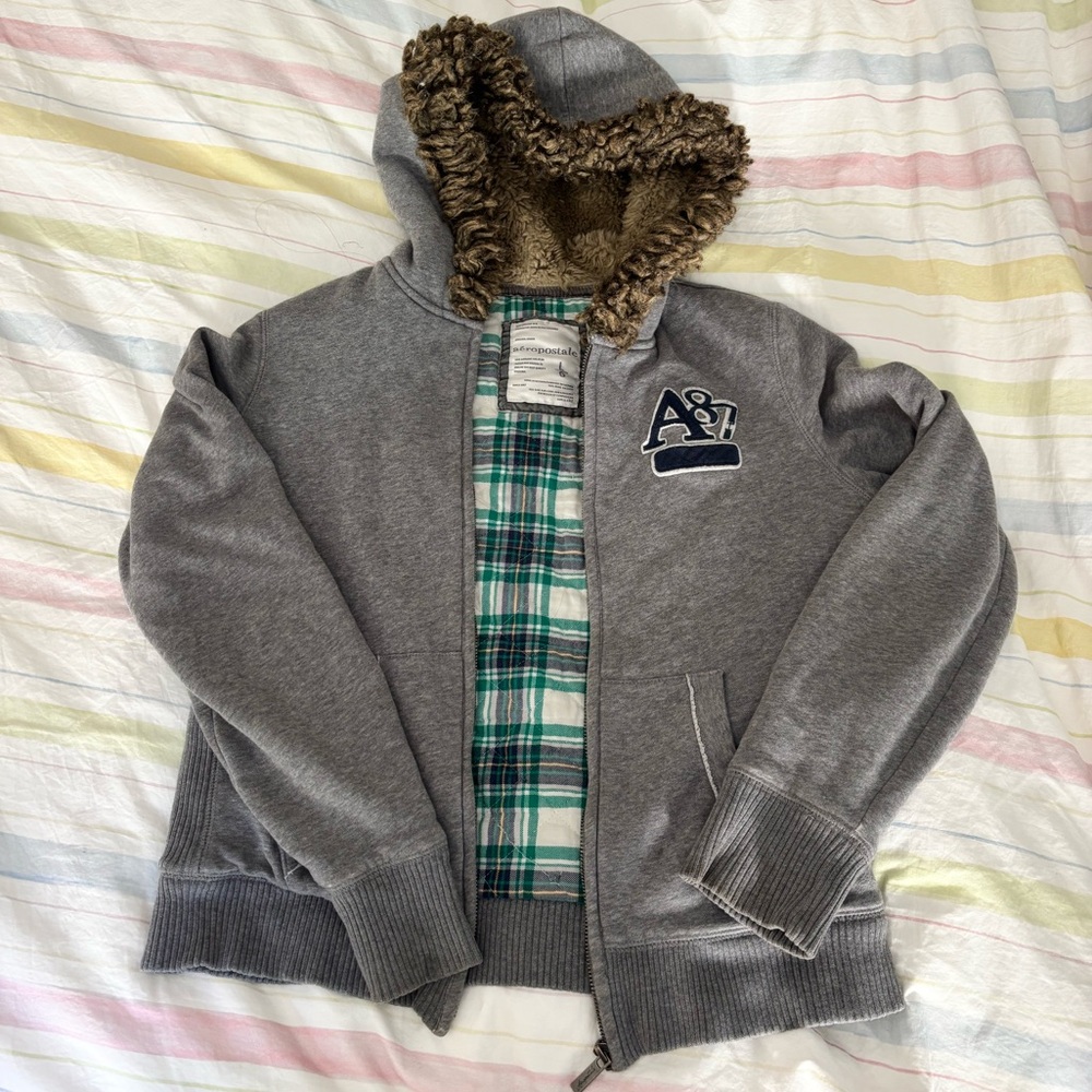 aeropostale grey zip hoodie with fur hood